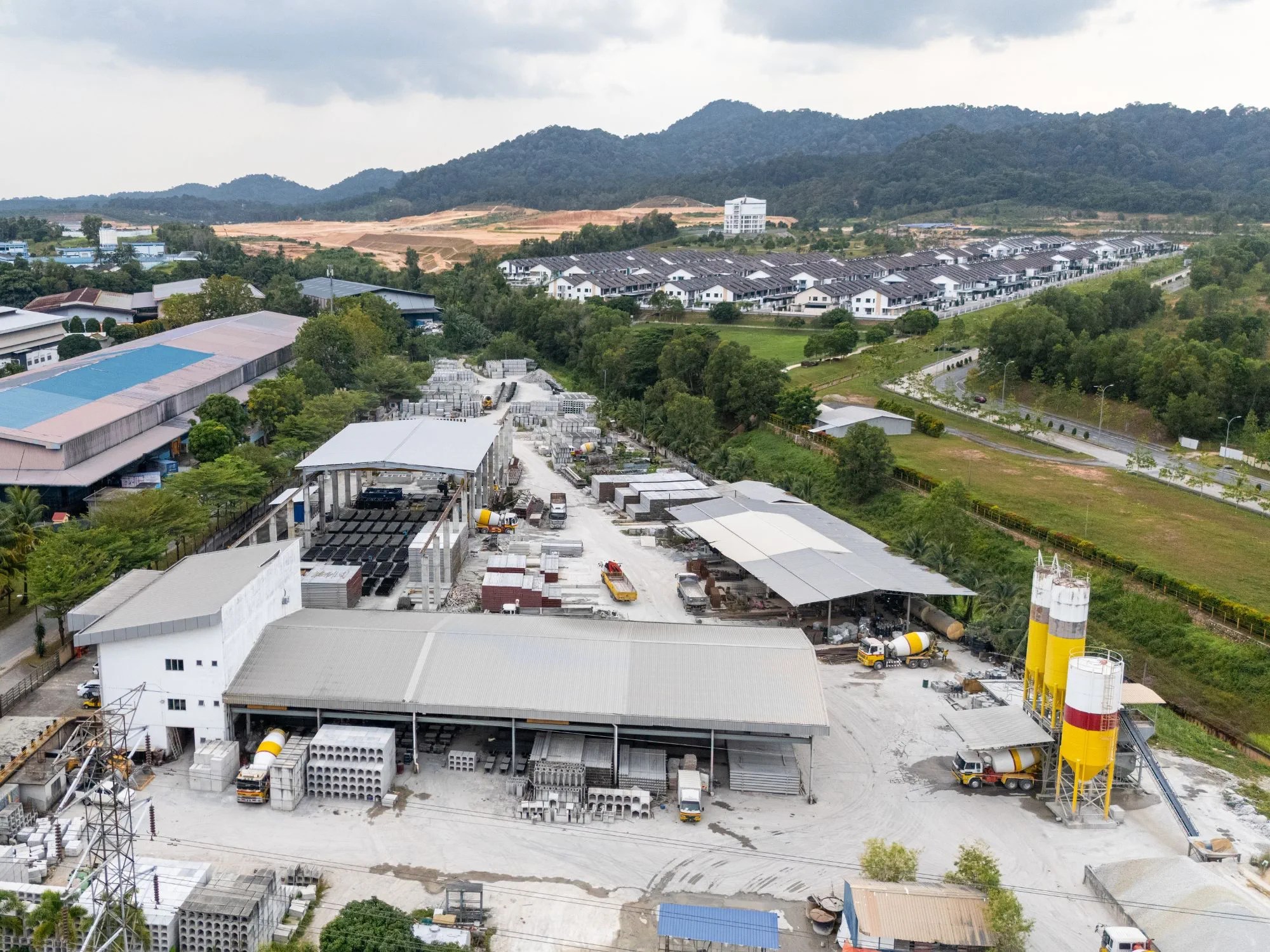 Reinforced Concrete Manufacturer Malaysia - Malaysian standards under SIRIM certification - Apolite Concrete Product Manufacturer Johor Malaysia A06